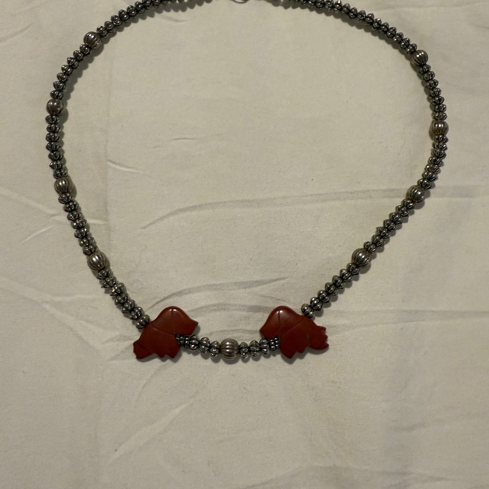 Chic Silver Necklace with Red Accents